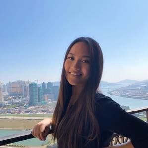 Meet your Posher, Catherine